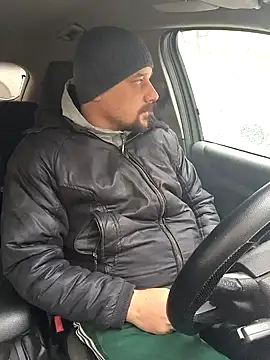 Snapshot of DanielOhCool chatting on February 15, 2025, 5:51 am DanielOhCool online show from February 15, 2025, 5:51 am