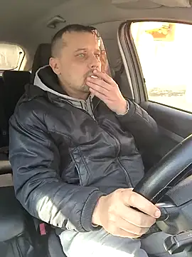 Snapshot of DanielOhCool chatting on February 27, 2025, 10:59 am DanielOhCool online show from February 27, 2025, 10:59 am