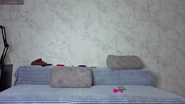 Snapshot of sweeetgirls2021 chatting on October 4, 2025, 3:04 am sweeetgirls2021 online show from October 4, 2025, 3:04 am