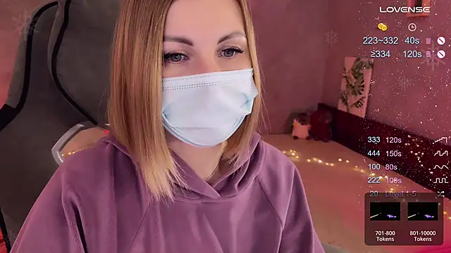 Snapshot of Your_Sweet_Lilu chatting on February 17, 2025, 4:37 pm Your Sweet Lilu online show from February 17, 2025, 4:37 pm