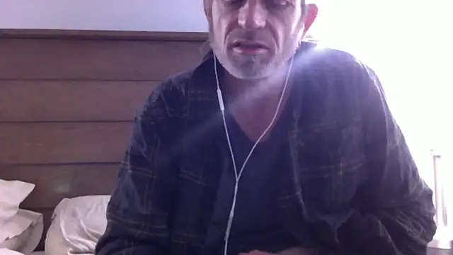 Snapshot of readyforfunxxx chatting on December 22, 2024, 4:06 am readyforfunxxx online show from December 22, 2024, 4:06 am