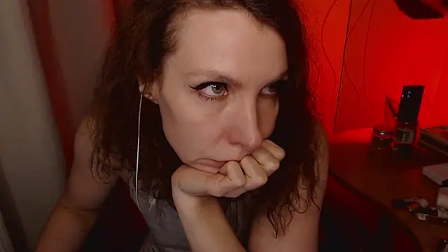 Snapshot of JohansonKatie chatting on January 18, 2025, 8:40 pm JohansonKatie online show from January 18, 2025, 8:40 pm