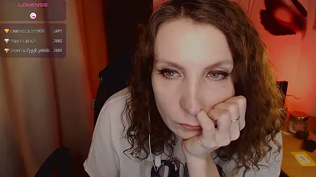 Snapshot of JohansonKatie chatting on January 26, 2025, 11:39 pm JohansonKatie online show from January 26, 2025, 11:39 pm