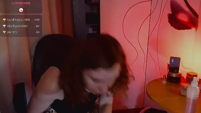 Snapshot of JohansonKatie chatting on February 10, 2025, 1:22 pm JohansonKatie online show from February 10, 2025, 1:22 pm