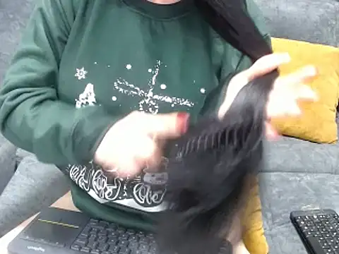 Snapshot of kamila-diablita chatting on December 23, 2024, 2:28 pm kamila-diablita online show from December 23, 2024, 2:28 pm