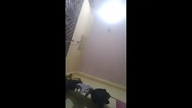 Snapshot of naxus@xh chatting on November 3, 2025, 3:52 am naxusxh online show from November 3, 2025, 3:52 am