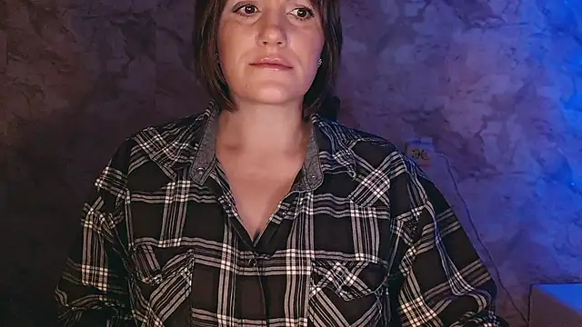 Snapshot of _letty_ chatting on December 5, 2024, 9:50 pm  letty  online show from December 5, 2024, 9:50 pm