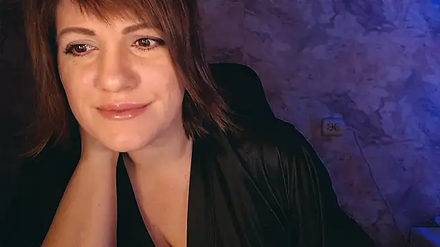 Snapshot of _letty_ chatting on December 14, 2024, 12:11 am  letty  online show from December 14, 2024, 12:11 am