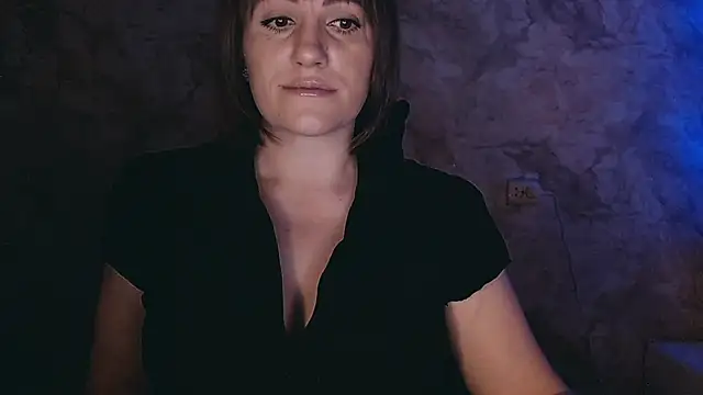 Snapshot of _letty_ chatting on January 17, 2025, 8:55 pm  letty  online show from January 17, 2025, 8:55 pm