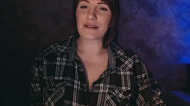 Snapshot of _letty_ chatting on February 13, 2025, 8:34 pm  letty  online show from February 13, 2025, 8:34 pm