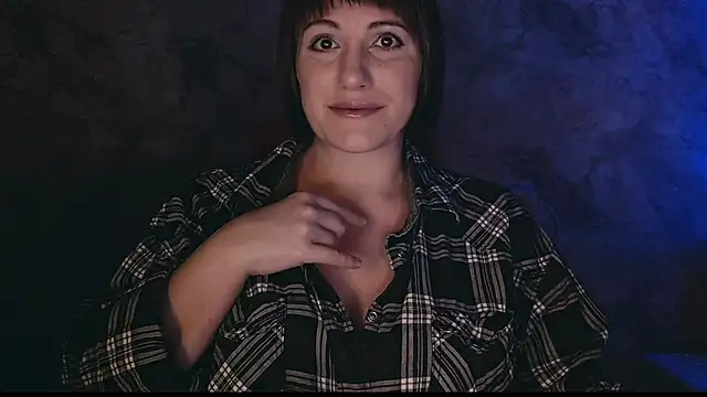 Snapshot of _letty_ chatting on March 1, 2025, 9:04 pm  letty  online show from March 1, 2025, 9:04 pm