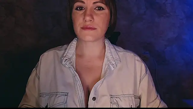 Snapshot of _letty_ chatting on March 13, 2025, 9:16 pm  letty  online show from March 13, 2025, 9:16 pm