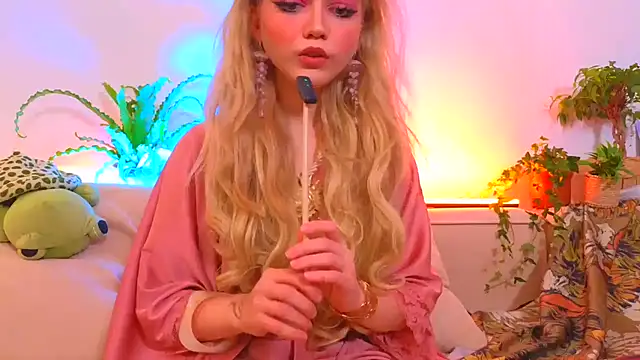 Snapshot of Nymph_Eva chatting on November 15, 2025, 6:48 pm Nymph Eva online show from November 15, 2025, 6:48 pm