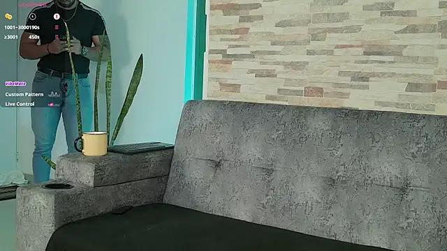 Snapshot of mr_david_cox chatting on March 20, 2025, 11:38 am mr david cox online show from March 20, 2025, 11:38 am