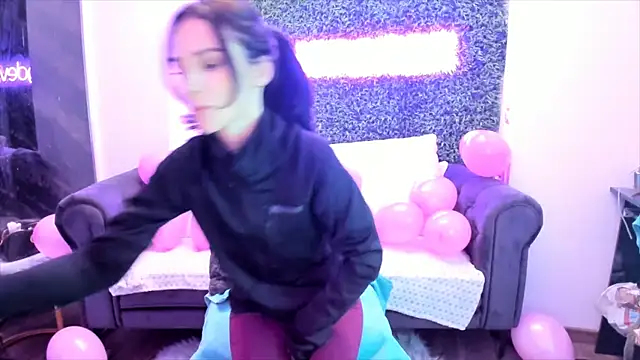 Snapshot of realhotfallingdevil chatting on February 16, 2025, 9:37 am realhotfallingdevil online show from February 16, 2025, 9:37 am