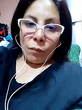 Snapshot of Anypink chatting on January 14, 2025, 2:08 am Anypink online show from January 14, 2025, 2:08 am