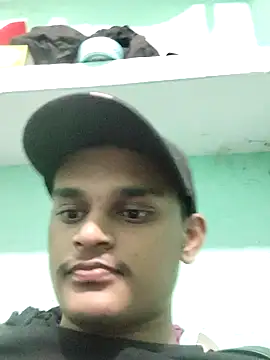 Snapshot of rajaRoyd chatting on November 16, 2025, 5:18 pm rajaRoyd online show from November 16, 2025, 5:18 pm