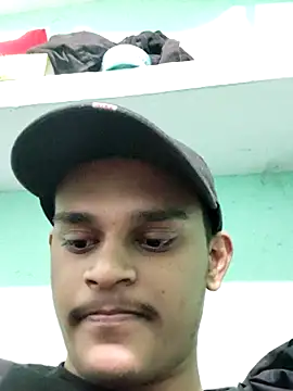 Snapshot of rajaRoyd chatting on November 18, 2025, 1:22 am rajaRoyd online show from November 18, 2025, 1:22 am