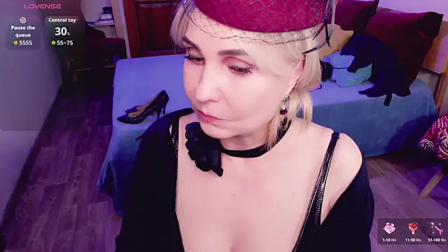 Snapshot of _unique_cam_ chatting on September 21, 2025, 9:55 am  unique cam  online show from September 21, 2025, 9:55 am