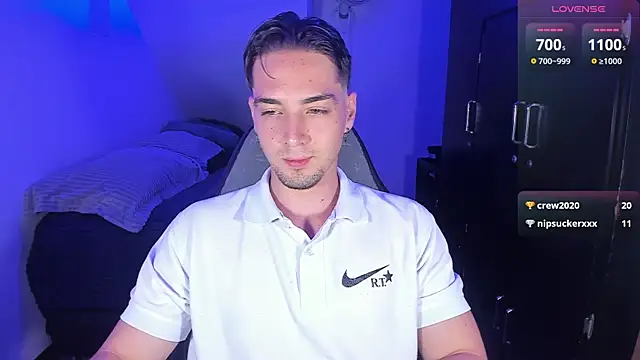 Snapshot of Alex_smith00 chatting on October 2, 2025, 11:56 pm Alex smith00 online show from October 2, 2025, 11:56 pm