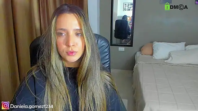 Danielacams online show from March 7, 2025, 4:13 am