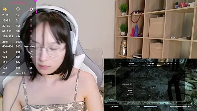 Snapshot of aliiiiiina chatting on February 8, 2025, 8:53 pm aliiiiiina online show from February 8, 2025, 8:53 pm