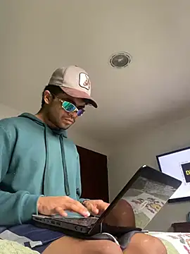 Snapshot of pinedasex777 chatting on January 30, 2025, 8:31 pm pinedasex777 online show from January 30, 2025, 8:31 pm