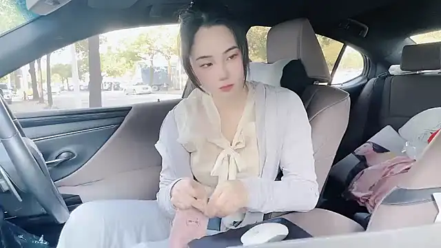 Snapshot of orla2021 chatting on December 8, 2024, 12:51 am orla2021 online show from December 8, 2024, 12:51 am