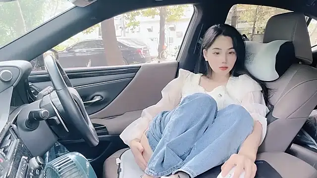 Snapshot of orla2021 chatting on December 10, 2024, 4:24 am orla2021 online show from December 10, 2024, 4:24 am