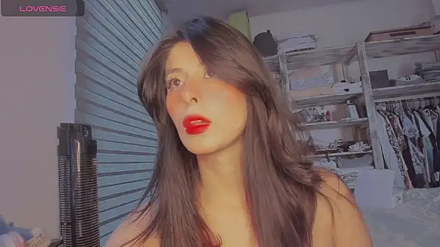 Snapshot of VYONED chatting on November 13, 2025, 11:03 pm VYONED online show from November 13, 2025, 11:03 pm