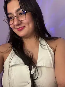 Snapshot of yessi_rose chatting on October 22, 2025, 3:51 am yessi rose online show from October 22, 2025, 3:51 am