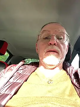 Snapshot of owlbimaik@xh chatting on October 23, 2025, 11:09 am owlbimaikxh online show from October 23, 2025, 11:09 am