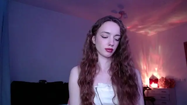 Snapshot of Weeissy chatting on December 1, 2024, 8:20 pm Weeissy online show from December 1, 2024, 8:20 pm