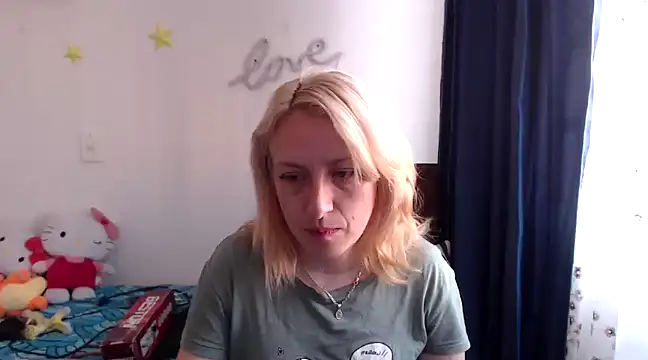 Snapshot of kittykalor09 chatting on December 5, 2024, 2:22 pm kittykalor09 online show from December 5, 2024, 2:22 pm