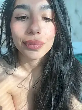 Snapshot of LoveLillyy chatting on January 30, 2025, 10:41 pm LoveLillyy online show from January 30, 2025, 10:41 pm