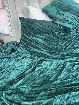 Snapshot of LoveLillyy chatting on February 10, 2025, 10:19 pm LoveLillyy online show from February 10, 2025, 10:19 pm