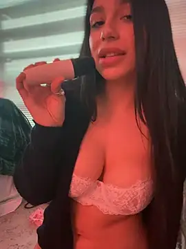 Snapshot of LoveLillyy chatting on February 13, 2025, 1:08 am LoveLillyy online show from February 13, 2025, 1:08 am