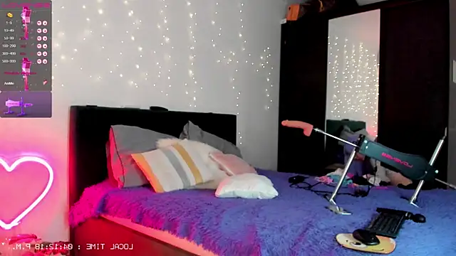 Snapshot of smurfette1 chatting on December 4, 2024, 1:20 pm smurfette1 online show from December 4, 2024, 1:20 pm