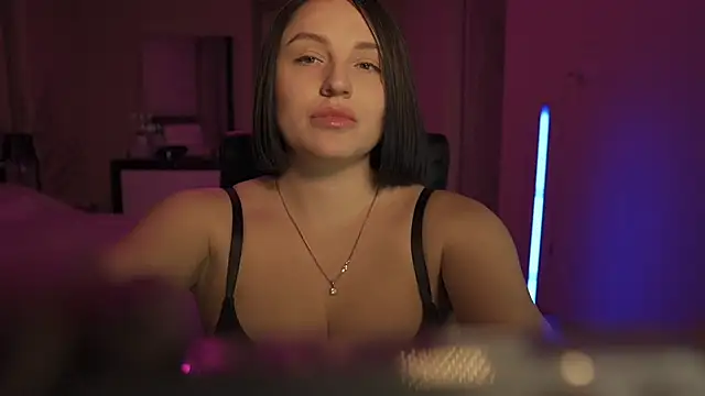 Snapshot of KillyP chatting on January 30, 2025, 5:30 am KillyP online show from January 30, 2025, 5:30 am