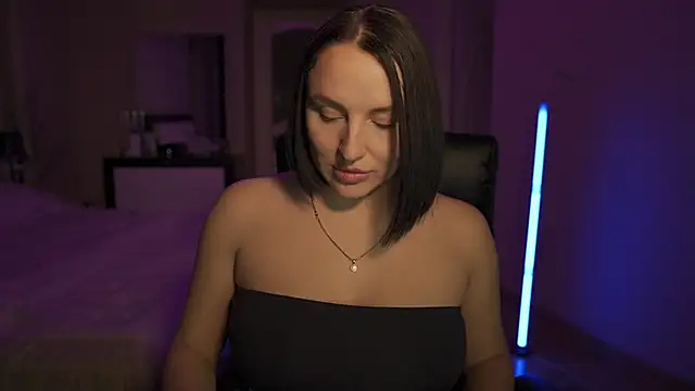 Snapshot of KillyP chatting on February 11, 2025, 6:22 pm KillyP online show from February 11, 2025, 6:22 pm