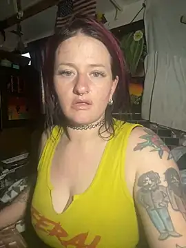 Snapshot of 1-800-FUCKYOU chatting on December 31, 2024, 12:32 am 1-800-FUCKYOU online show from December 31, 2024, 12:32 am