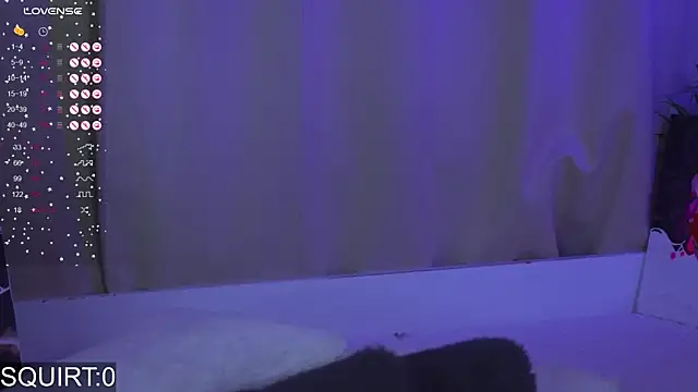 Snapshot of _aleksa_ chatting on October 4, 2025, 4:38 pm  aleksa  online show from October 4, 2025, 4:38 pm