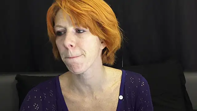 Snapshot of Mymiesexy chatting on December 27, 2024, 9:32 pm Mymiesexy online show from December 27, 2024, 9:32 pm