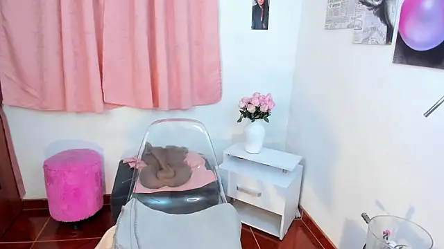 Snapshot of melisa_es chatting on February 7, 2025, 1:15 am melisa es online show from February 7, 2025, 1:15 am