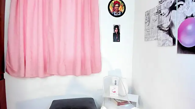 Snapshot of melisa_es chatting on February 27, 2025, 9:47 pm melisa es online show from February 27, 2025, 9:47 pm