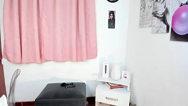 Snapshot of melisa_es chatting on March 2, 2025, 11:53 pm melisa es online show from March 2, 2025, 11:53 pm