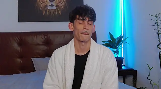 Snapshot of DanielCrush1 chatting on February 20, 2025, 3:12 am DanielCrush1 online show from February 20, 2025, 3:12 am