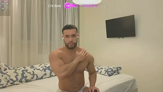 Snapshot of izaak_lover chatting on March 11, 2025, 12:44 am izaak lover online show from March 11, 2025, 12:44 am