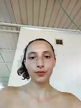 Snapshot of _Laary chatting on December 31, 2024, 8:23 pm  Laary online show from December 31, 2024, 8:23 pm