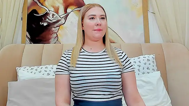 Snapshot of LunaHouston chatting on January 26, 2025, 7:09 pm LunaHouston online show from January 26, 2025, 7:09 pm